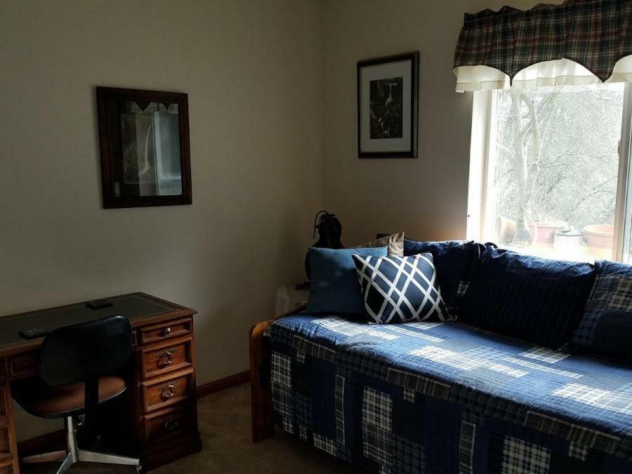 Yosemite Nights Bed & Breakfast 3*
